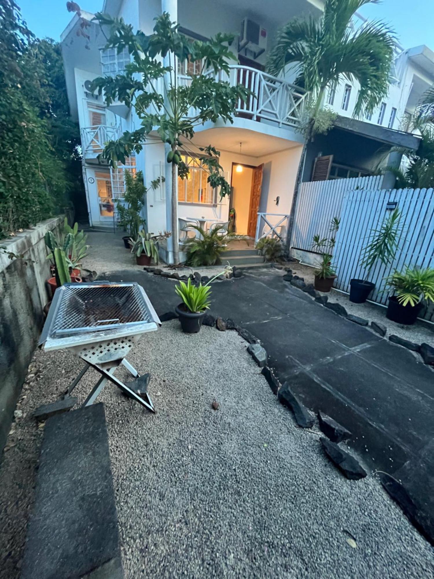 Maison Sandra Montchoisy Exteriér fotografie